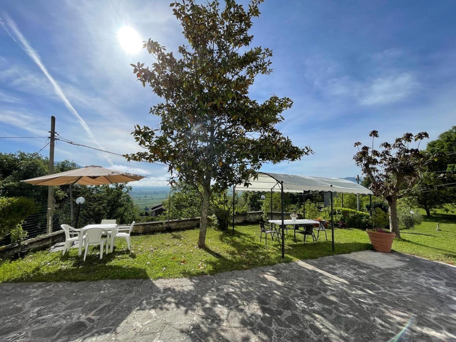 Hotel Chez Vittoria Greccio Exterior foto